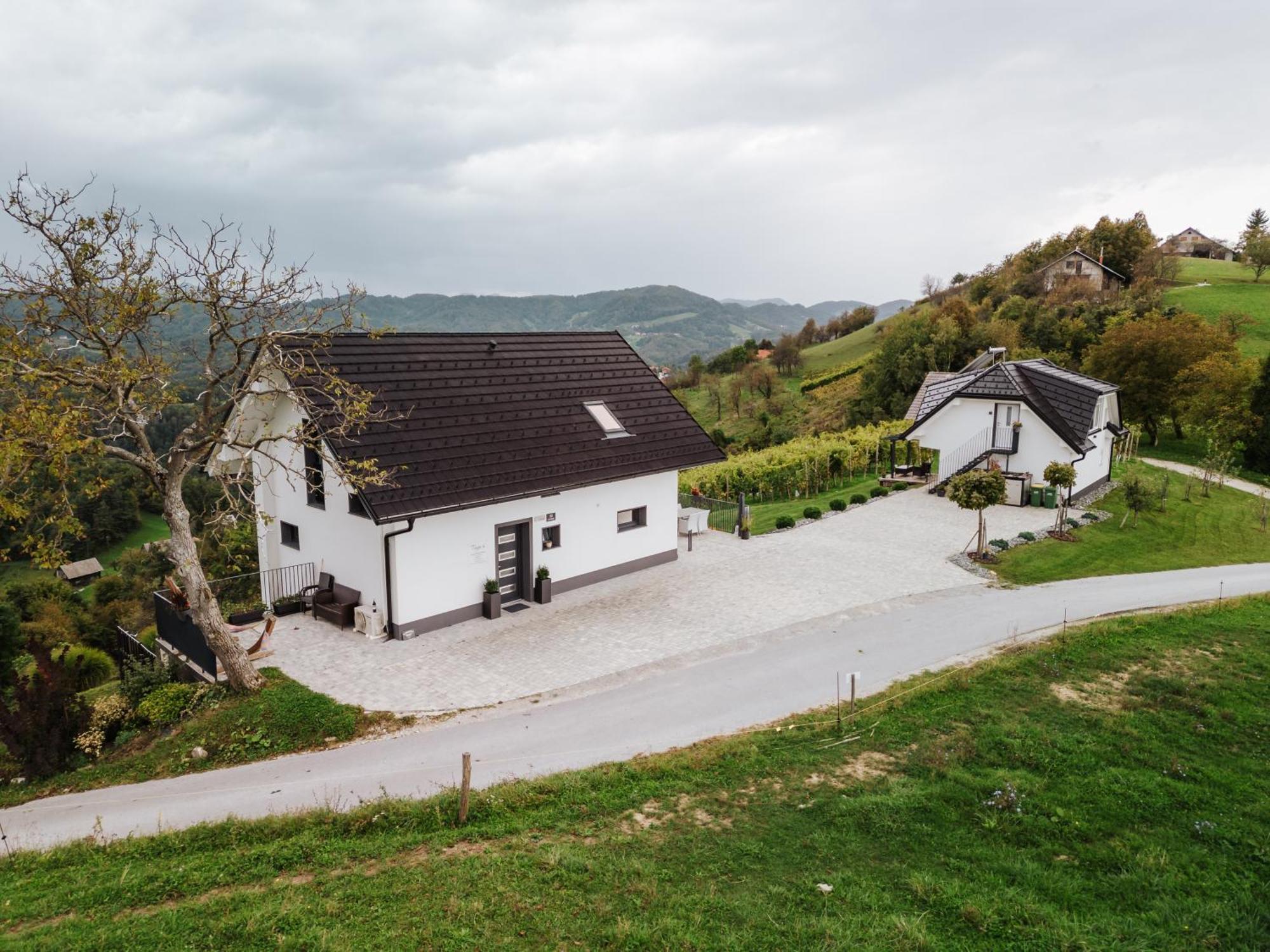 Tanja S Holiday Home In Nature With Sauna And Hot Tub Gorica pri Slivnici Zewnętrze zdjęcie