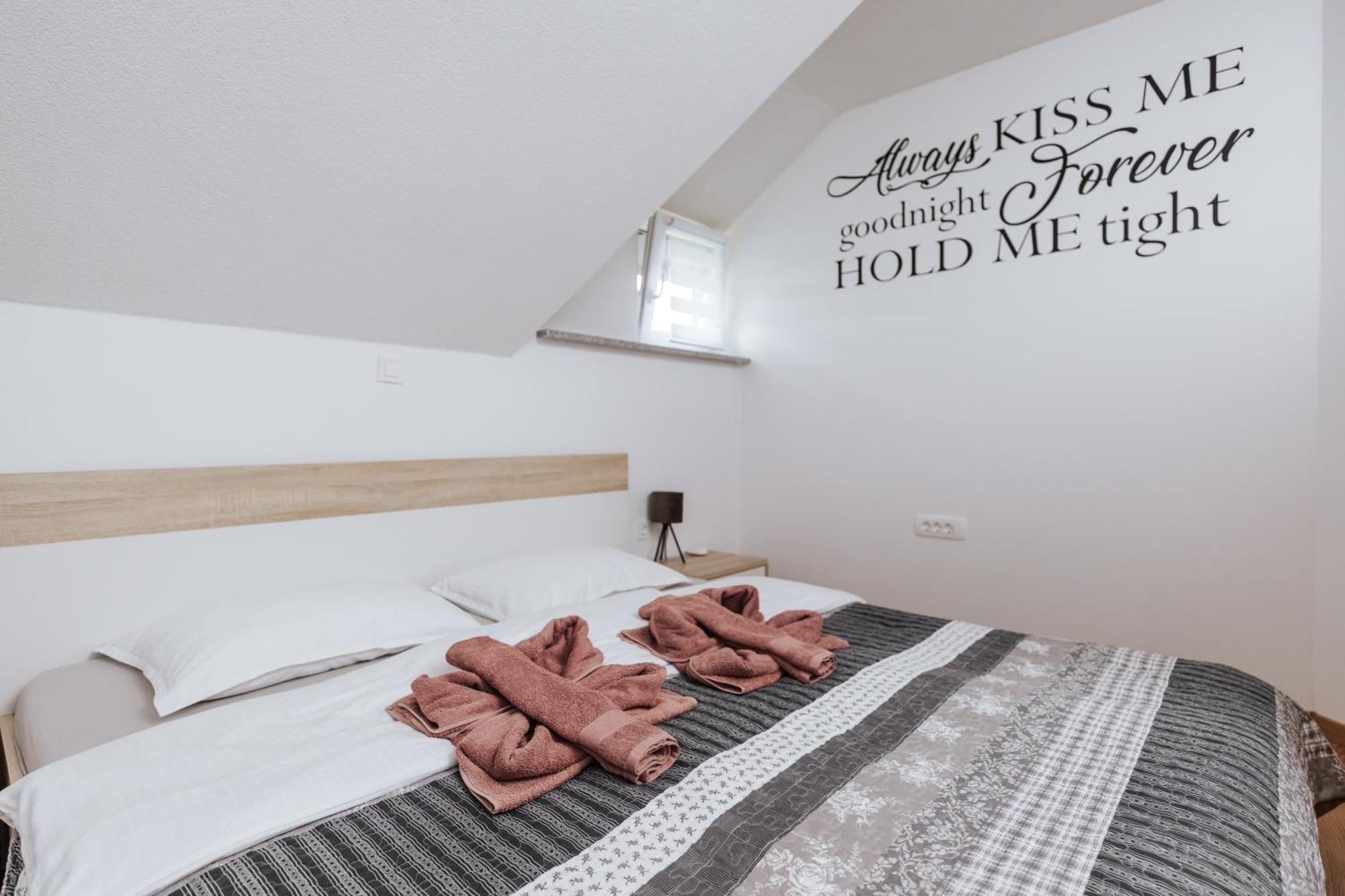 Tanja S Holiday Home In Nature With Sauna And Hot Tub Gorica pri Slivnici Zewnętrze zdjęcie